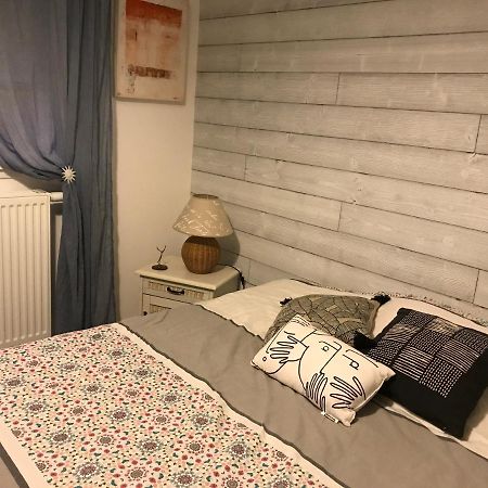 Jolie Chambre Dans Quartier Calme Eysines Kültér fotó