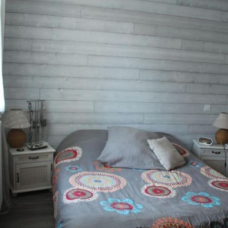 Jolie Chambre Dans Quartier Calme Eysines Kültér fotó