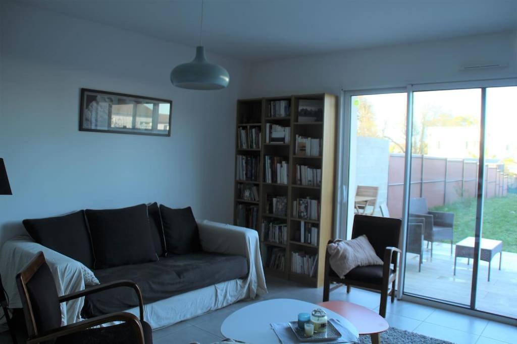 Jolie Chambre Dans Quartier Calme Eysines Kültér fotó